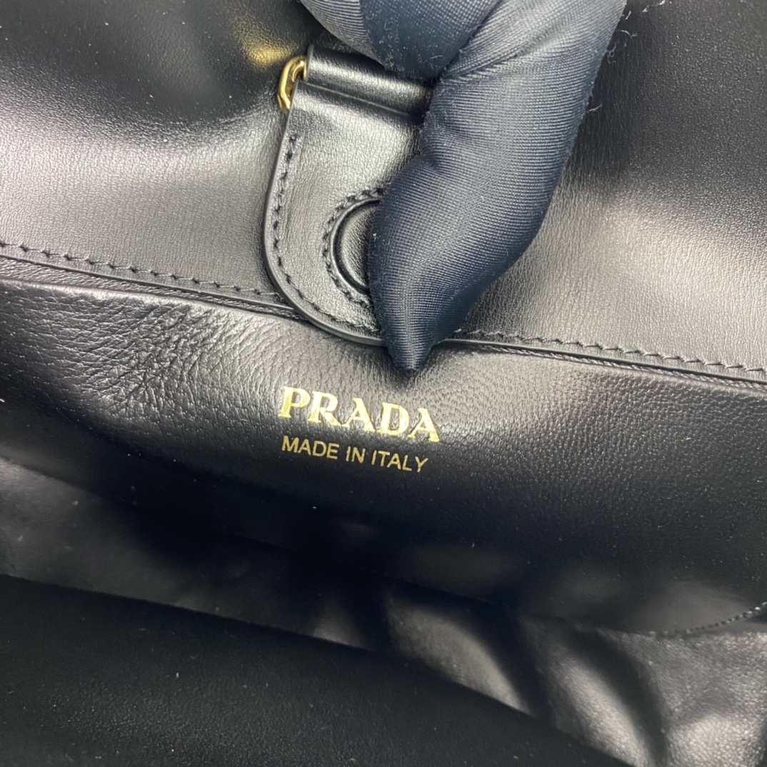 Prada Soft Leather Armpit Bag Handbag Shoulder Bag Black 1BC179